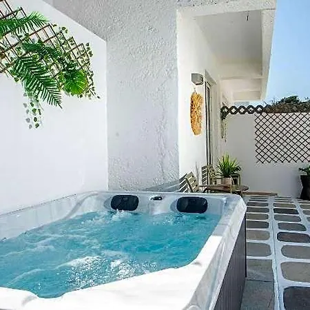Ladikos Garden Hotel